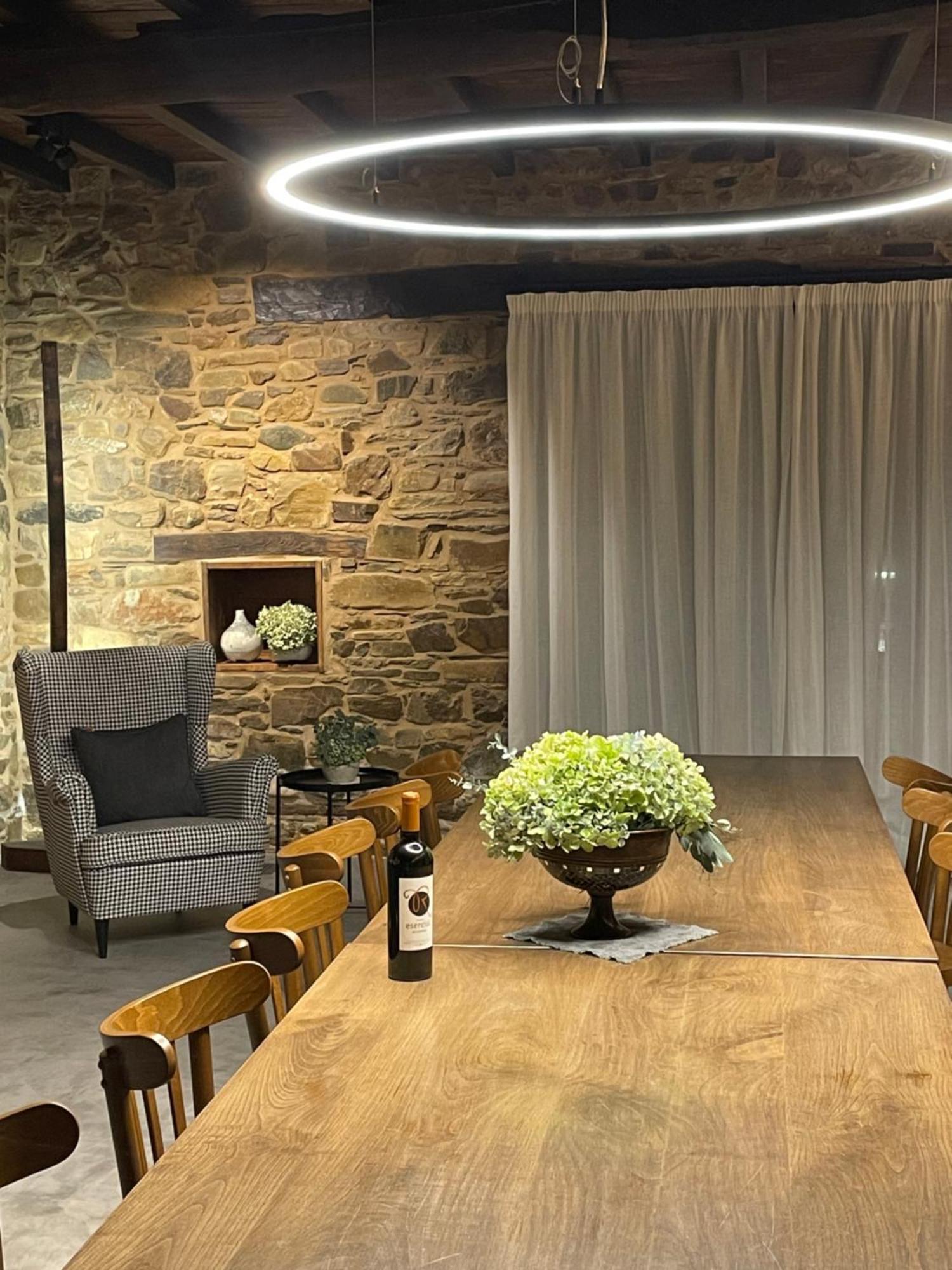 Boutique Finca Esencial Villafranca Del Bierzo Exterior foto